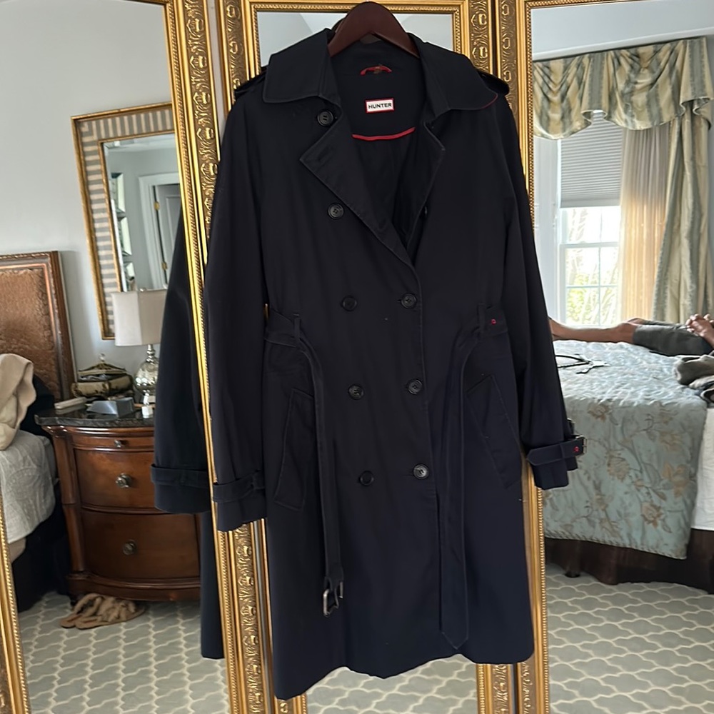 Hunter navy double breasted jacket. Removable warm lining.